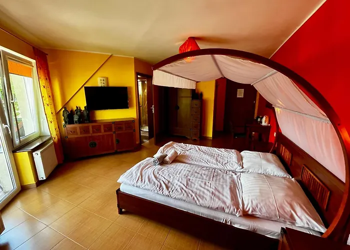 Проживание в семье Wojtecki *